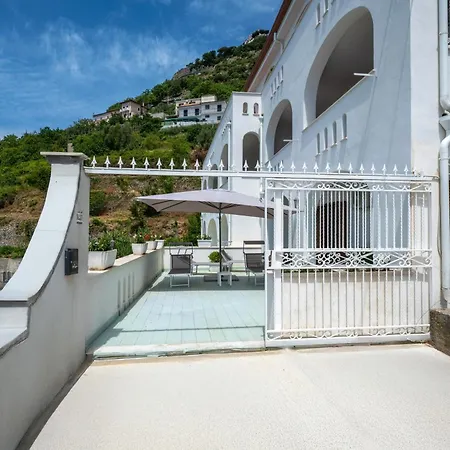 Rosy By Wonder Tour * Amalfi